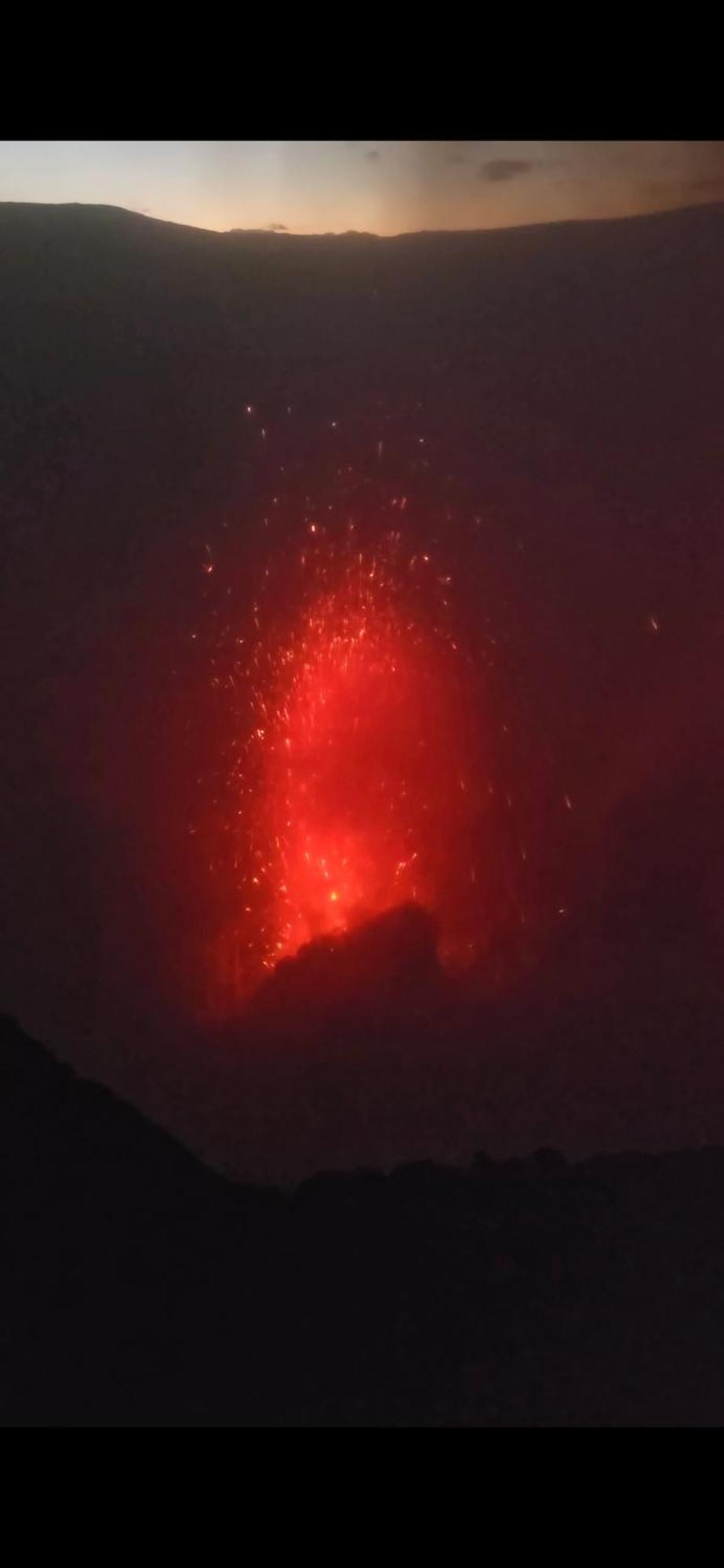 Tanna Volcano View Tree House Lenkuru Εξωτερικό φωτογραφία