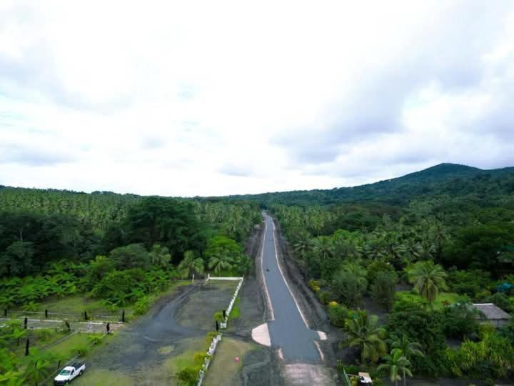 Tanna Volcano View Tree House Lenkuru Εξωτερικό φωτογραφία
